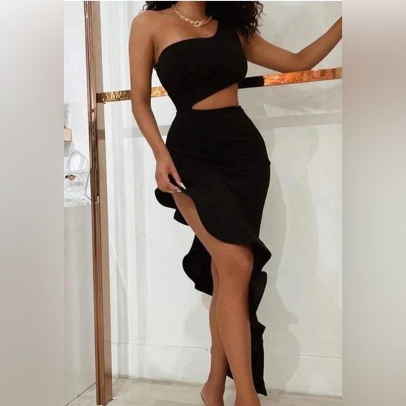 One Shoulder Ruffle Dress - Picture 2 of 3